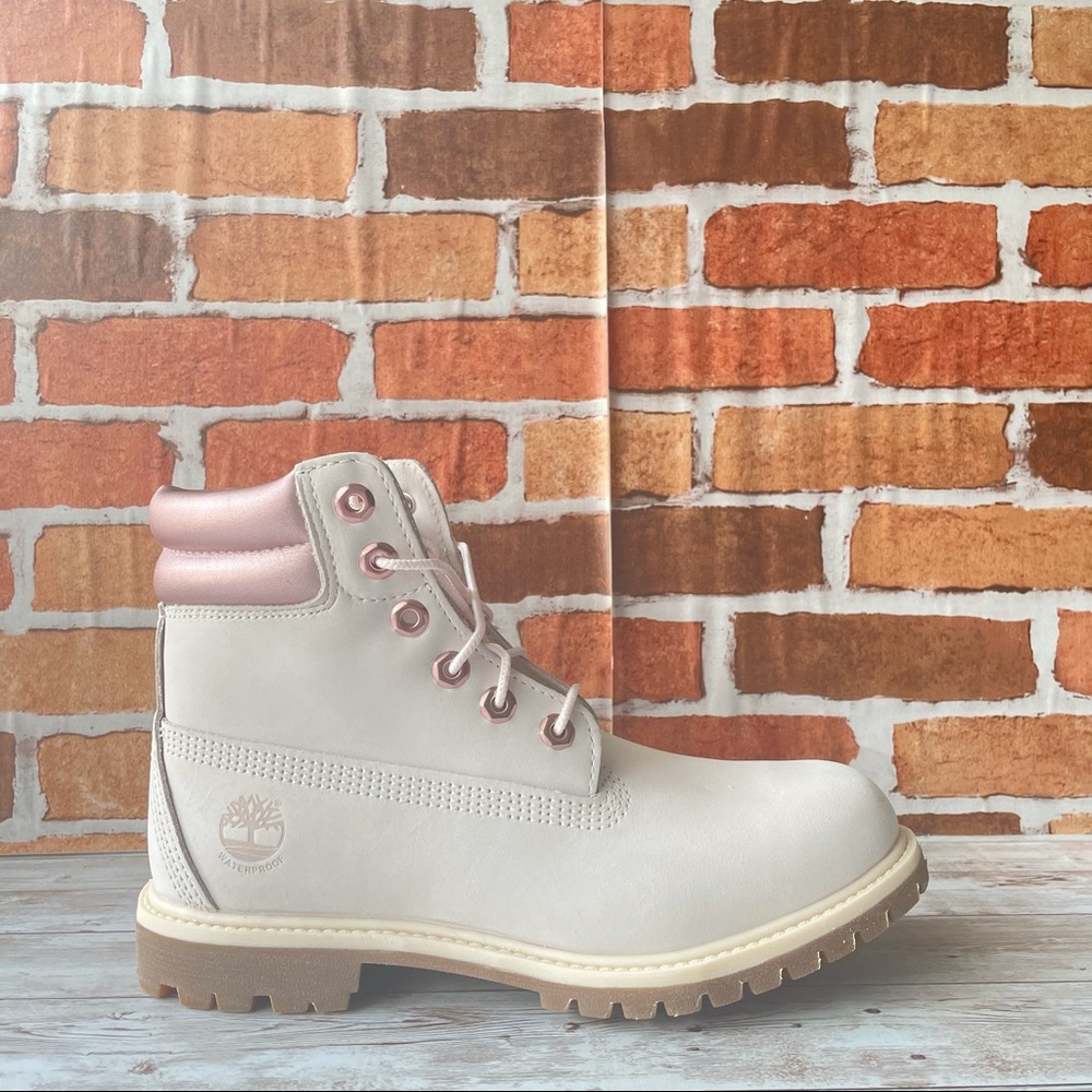 Timberland Waterville Boot Women’s Natural Nubuck